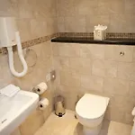 Harbourside With Private Parking Апартаменты *