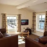 Harbourside With Private Parking Апартаменты Скарборо