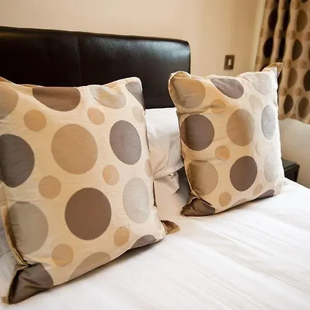Harbourside With Private Parking Apartment Scarborough