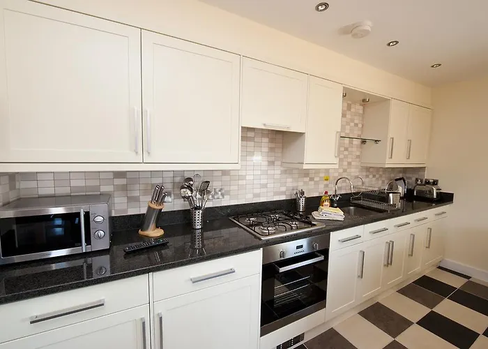 Harbourside With Private Parking * Scarborough