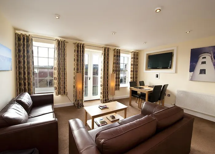 Harbourside With Private Parking