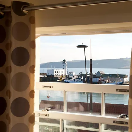 Harbourside With Private Parking Apartment Scarborough