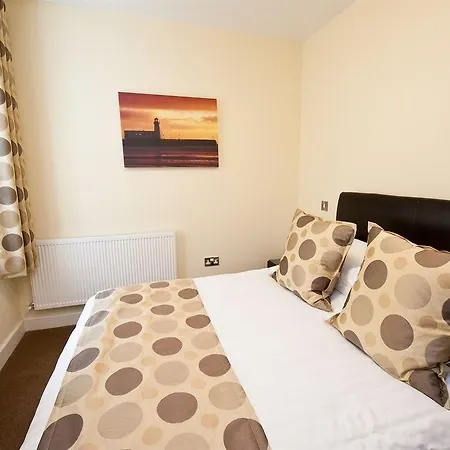 Harbourside With Private Parking * Scarborough