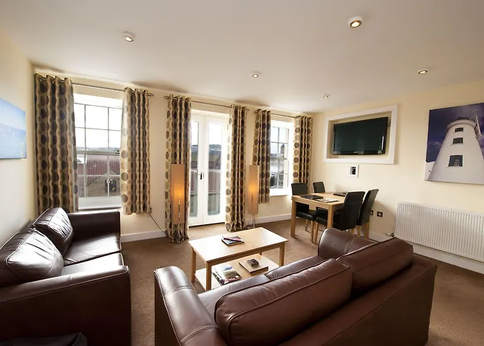 Harbourside With Private Parking Apartment Scarborough