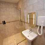 Apartment Harbourside With Private Parking *